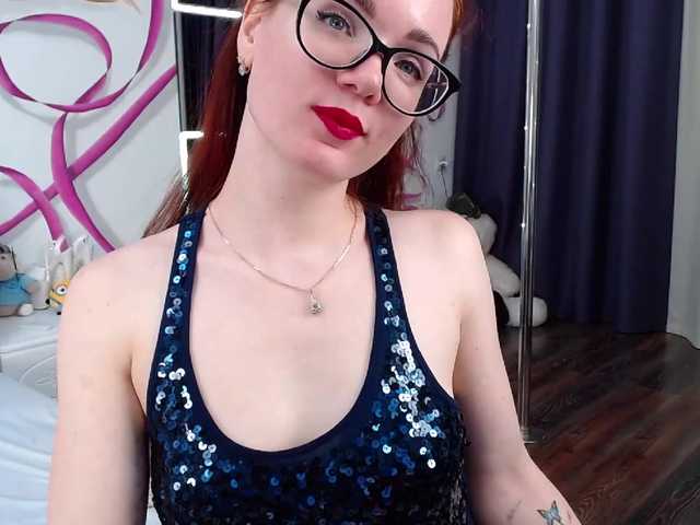 Live sex webcam photo for AngelaWhityX #241360499