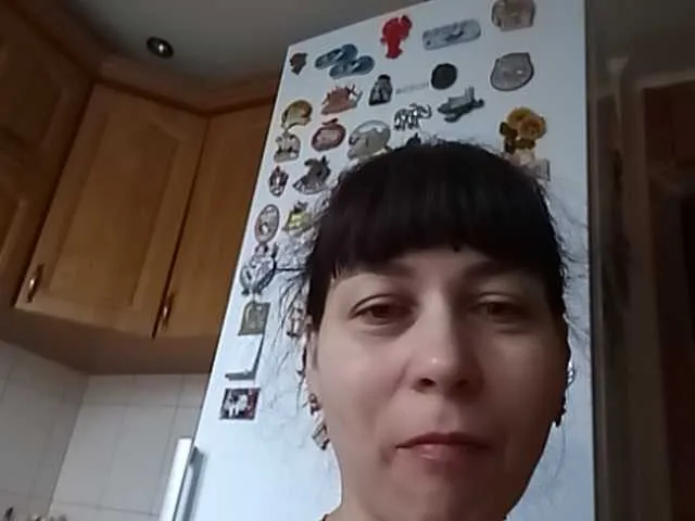 Live sex webcam photo for caroliiine #241424090