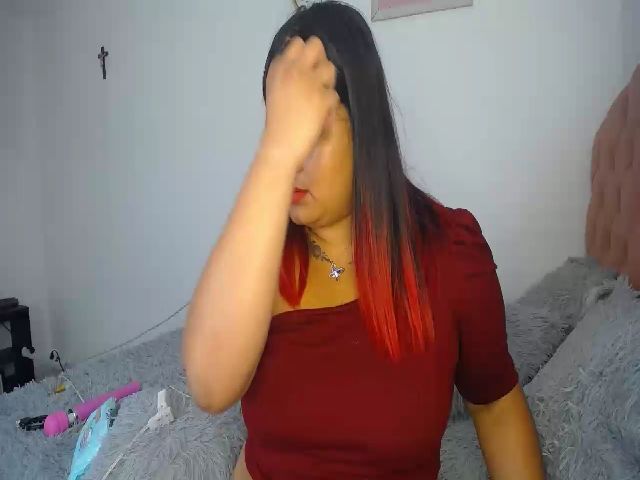 Live sex webcam photo for Annie_dalton_ #256802410