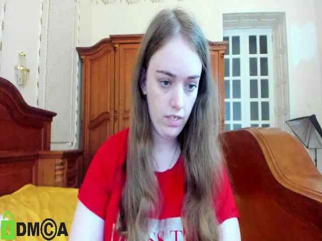Live sex webcam photo for Fi_Lena #253039796