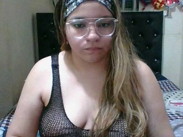 Live sex webcam photo for Victoriamor #241246235