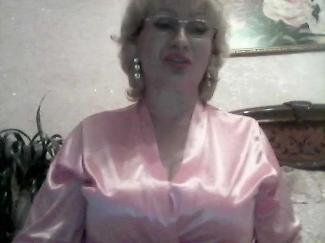 Live sex webcam photo for Ur-Mami #248794112