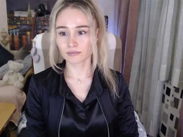 Live sex webcam photo for xyliganka777 #241099546