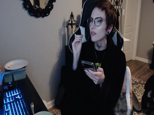 Live sex webcam photo for Painbaby #252705830