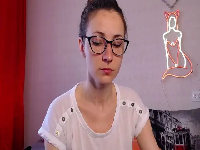 Live sex webcam photo for Your_Red_Foxy #252750299