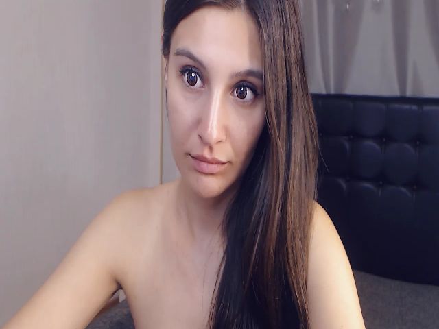 Live sex webcam photo for Asoll77 #254149269