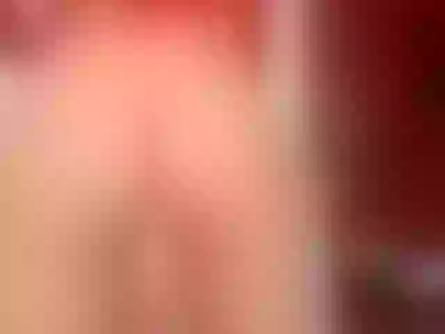 Live sex webcam photo for Queenofsquirt #252243107
