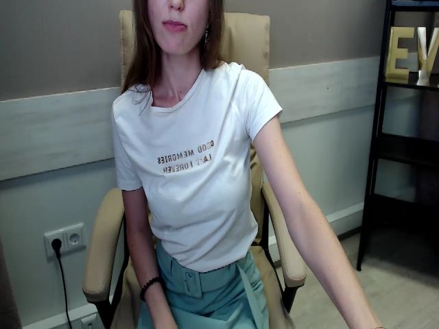 Live sex webcam photo for InnaLovely #261232088