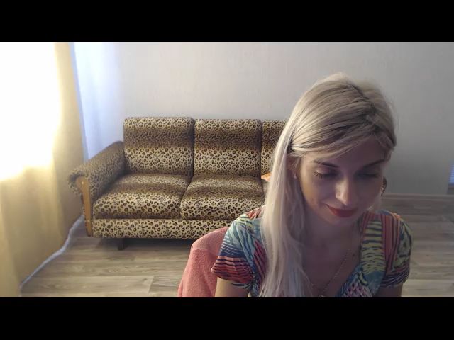 Live sex webcam photo for SexyBeatriice #265406536