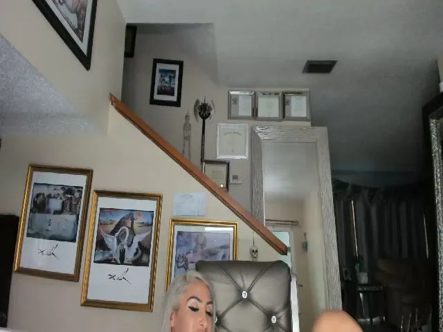 Live sex webcam photo for ADRIANA_FOX #264904900