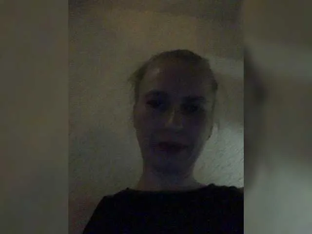 Live sex webcam photo for -Jolly- #264426444