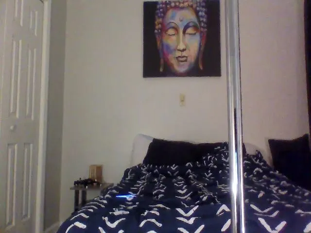 Live sex webcam photo for Heavenllyy #262510900