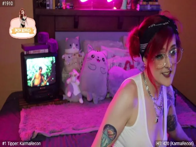Live sex webcam photo for DrewBerries #253964237