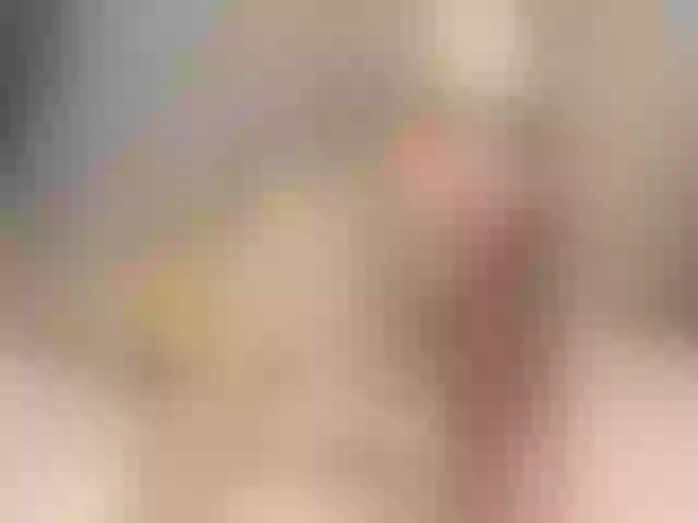Live sex webcam photo for Knaughtia #264361005