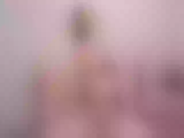 Live sex webcam photo for MarianGordon #261226485