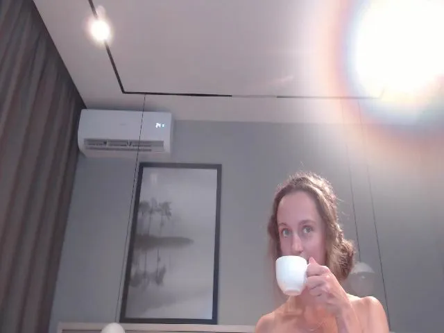 Live sex webcam photo for Innocent_Miss #252626755