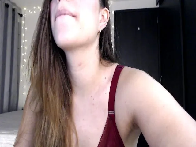 Live sex webcam photo for bunnny #252340776