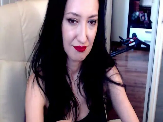 Live sex webcam photo for MistressNadia #259149533