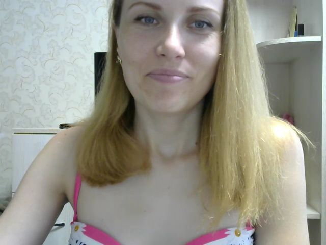 Live sex webcam photo for TrisMery #264262334