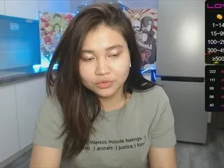 Live sex webcam photo for Mialee #240849209