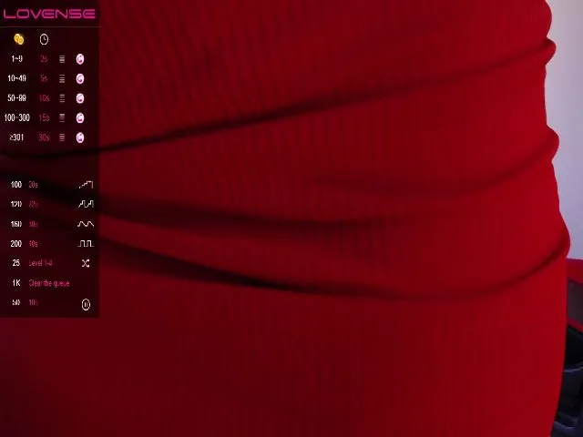 Live sex webcam photo for Miafitnesss #262331117