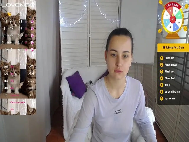 Live sex webcam photo for StayWild21 #261853924