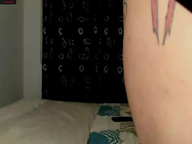 Live sex webcam photo for Klumstars #253653341