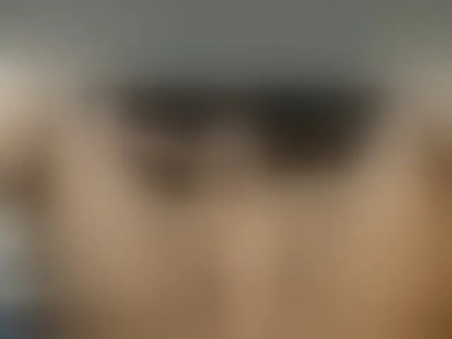 Live sex webcam photo for Leah-Miller #241369247