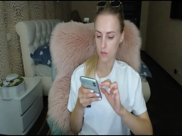 Live sex webcam photo for MissSurprice #254255743