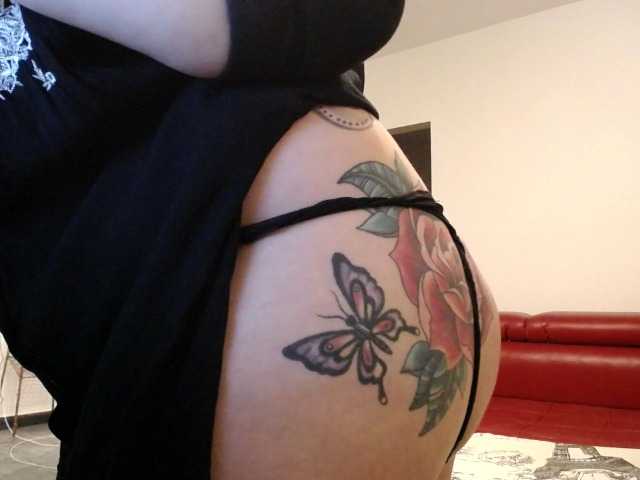 Live sex webcam photo for IHaveAFineAss #241038917