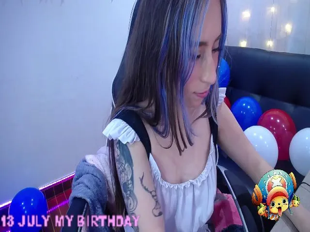 Live sex webcam photo for KloeLavinge #252390134