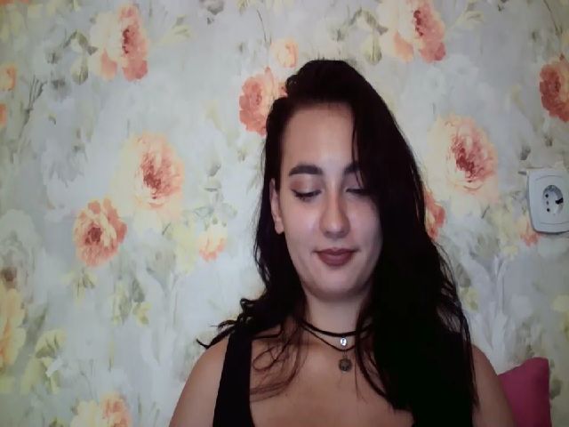 Live sex webcam photo for lolly_hollyy #256864243