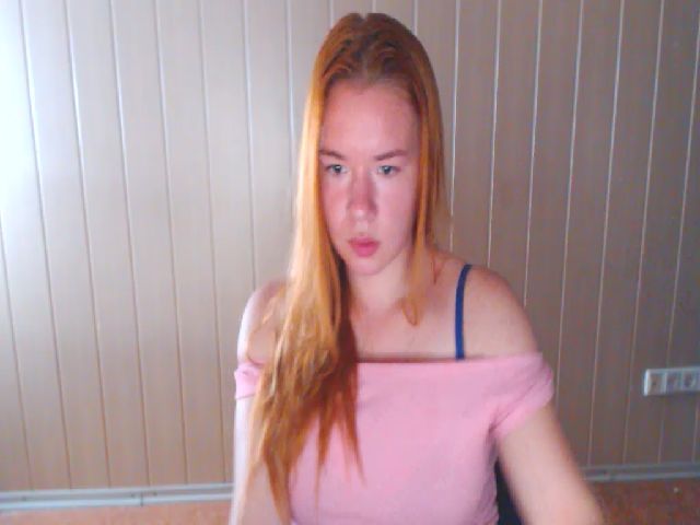 Live sex webcam photo for JiMiola #256183554