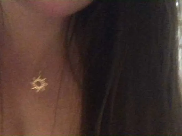 Live sex webcam photo for sweetlizzy #241089383