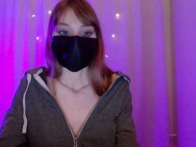 Live sex webcam photo for Emerald20 #241417882