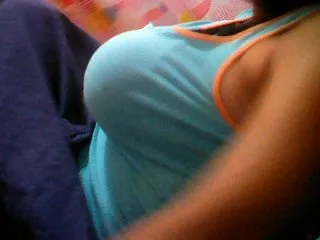 Live sex webcam photo for BarbieBigTits #240514104