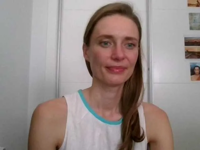 Live sex webcam photo for CelesteKissab #241175013