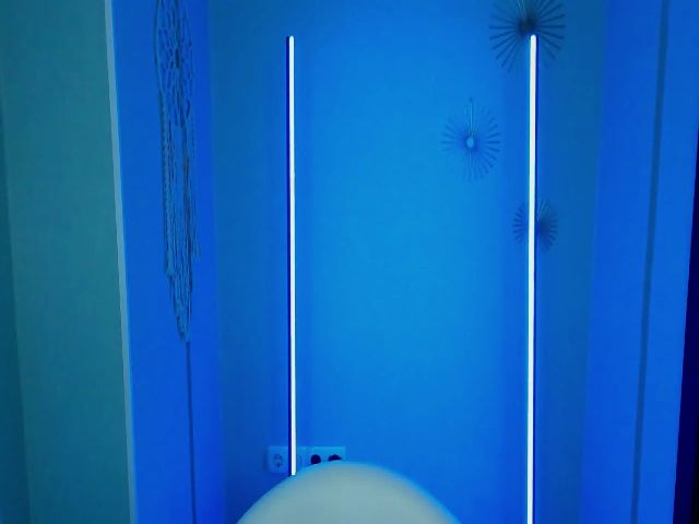 Live sex webcam photo for ReginaVin #255402630