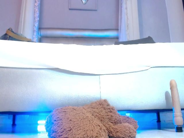 Live sex webcam photo for Sofia_ebony #255377745