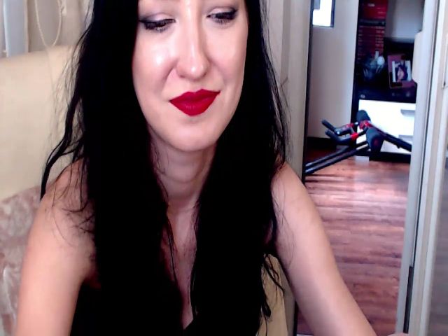 Live sex webcam photo for MistressNadia #263627020