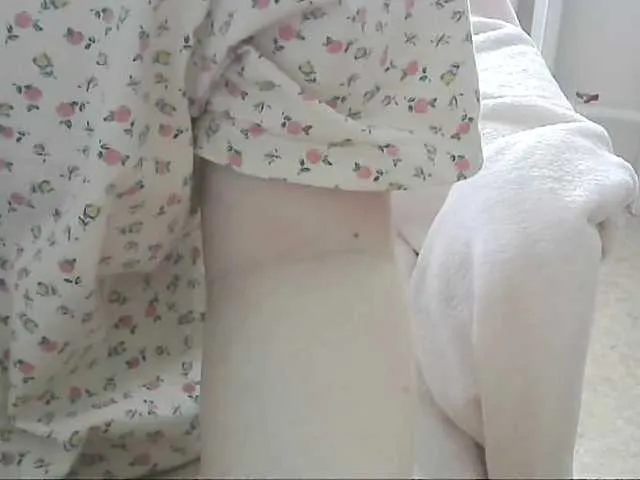 Live sex webcam photo for limecrime #241320355