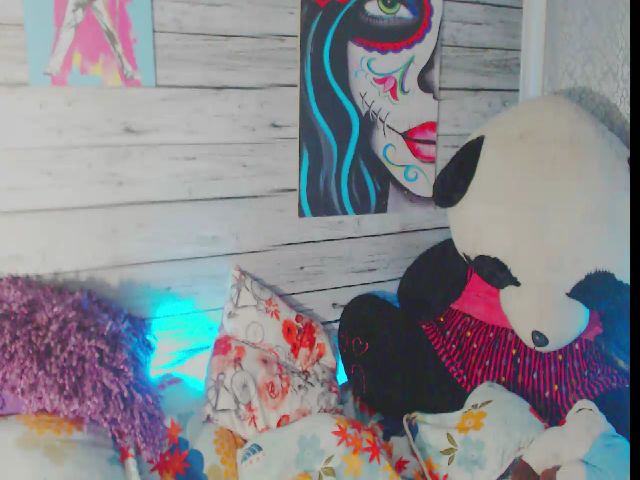 Live sex webcam photo for Lucy_park #256744379