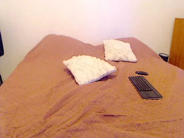 Live sex webcam photo for AliceBiggAss #264796188