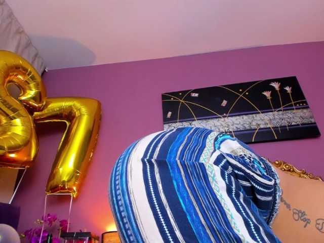 Live sex webcam photo for MoonaPrincess #241344450