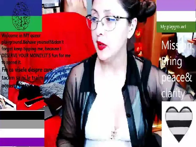 Live sex webcam photo for ImperatrizaS #262342382