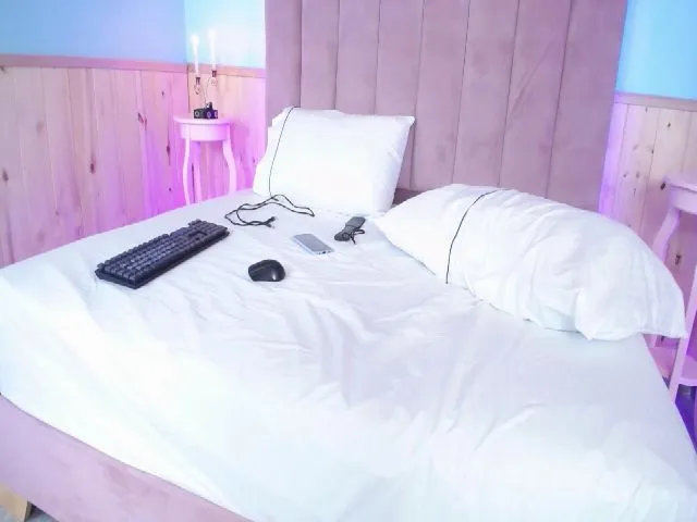 Live sex webcam photo for HardorDie #258241067