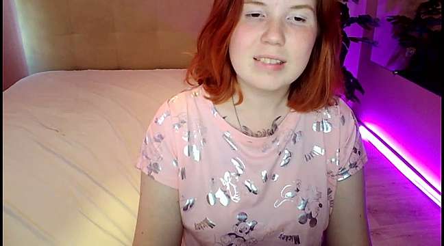 Live sex webcam photo for ginger_kitty_ #245002642