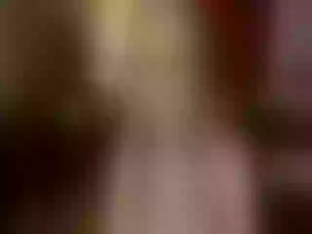 Live sex webcam photo for WildestKitten #256046027