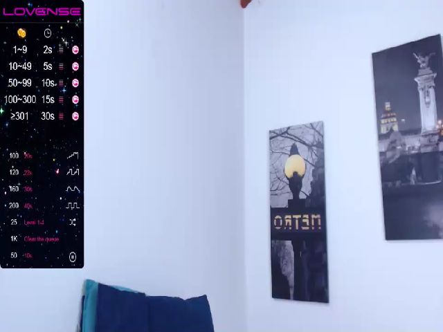 Live sex webcam photo for Alessiafioore #253467219