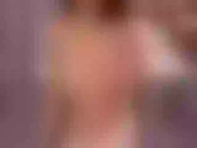Live sex webcam photo for AnaisBloom #264559496